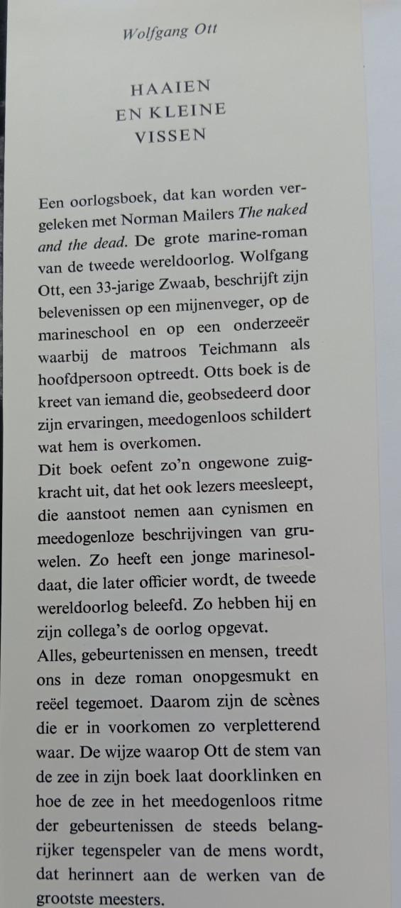 OORLOGSBOEK "HAAIEN EN KLEINE VISSEN"