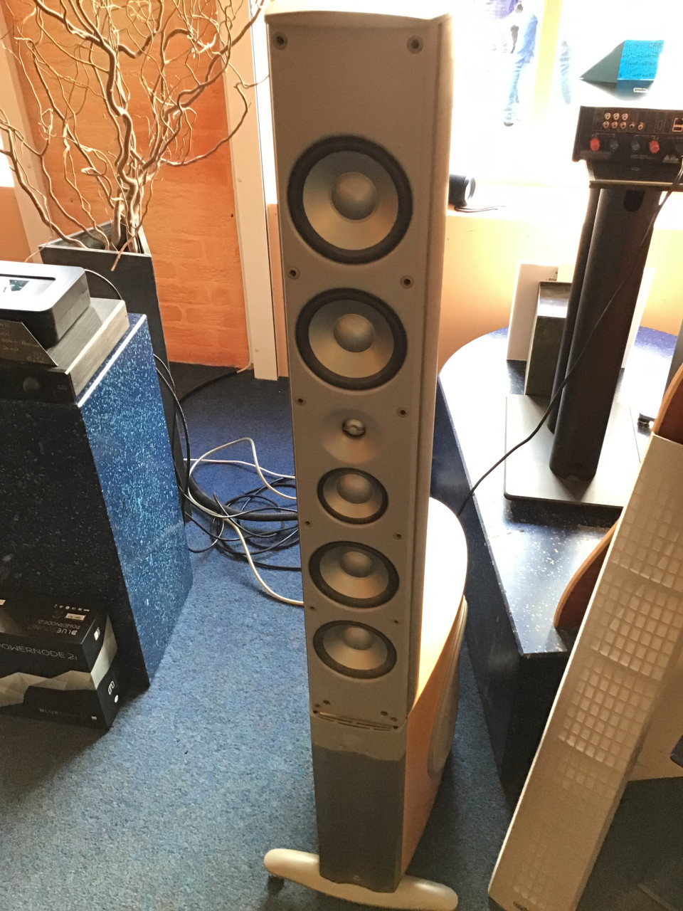 Infinity MTS prelude luidsprekers