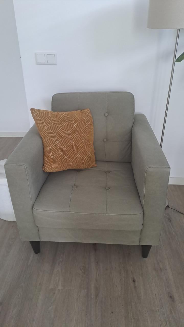 Mooie bank met 2 losse stoelen