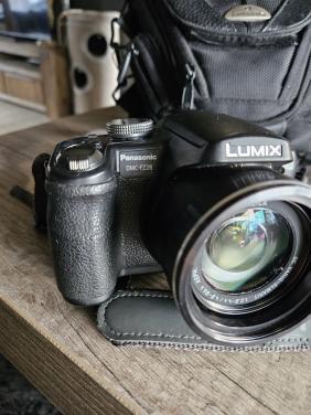 Krachtige zoom Panasonic Lumix DMC-FZ28 camera( Leica lens)