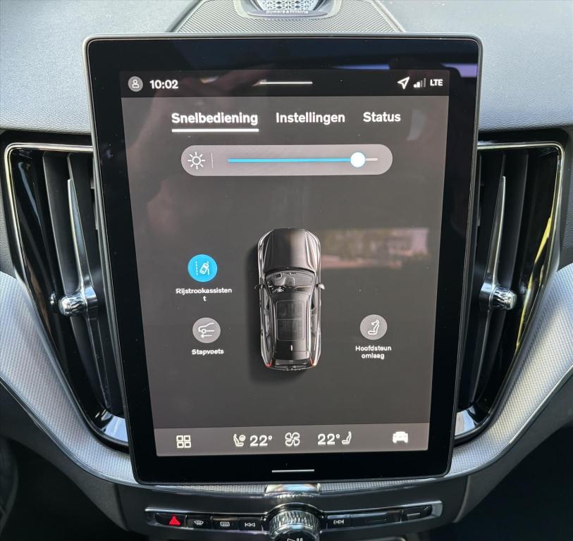 Volvo XC60 2.0 t6 plug-in hybrid 398pk aut awd black edition| facelift| pan