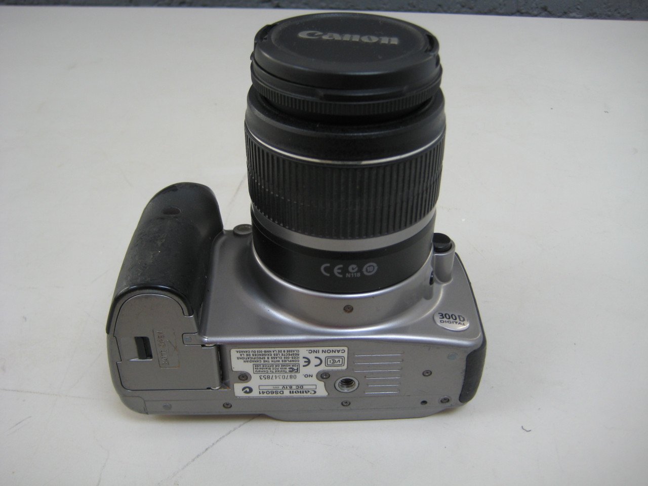 Canon 300d met lens en riem