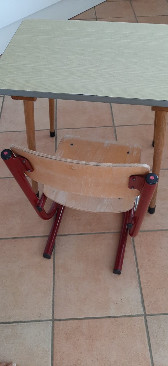 Kinder tafel en stoel