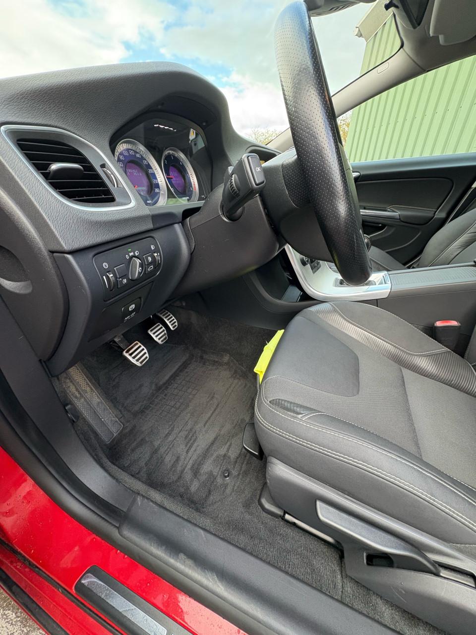 Volvo S60 D2 R-Design