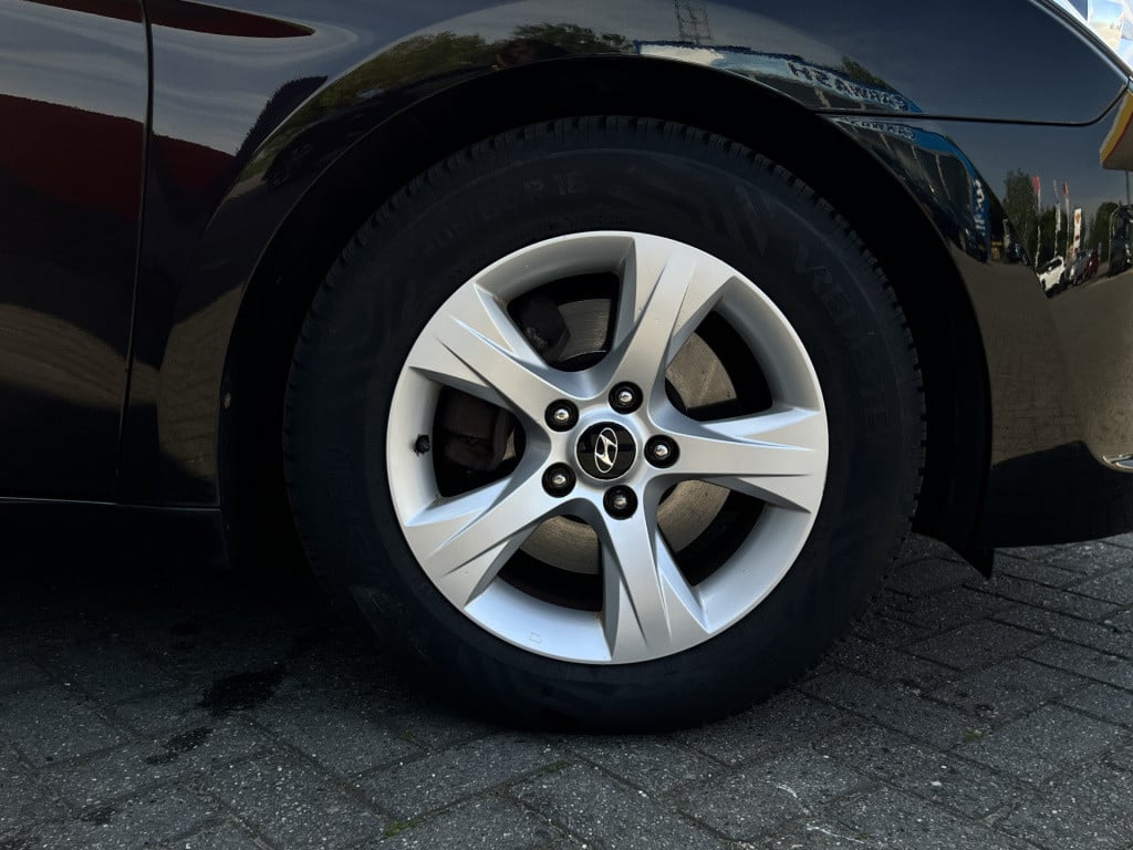Hyundai I40 wagon 1.6 gdi blue business edition
