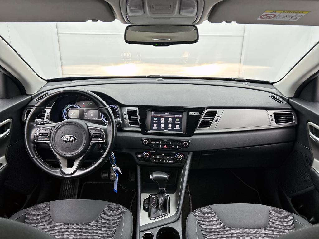 Kia Niro 1.6 gdi hybrid first edition