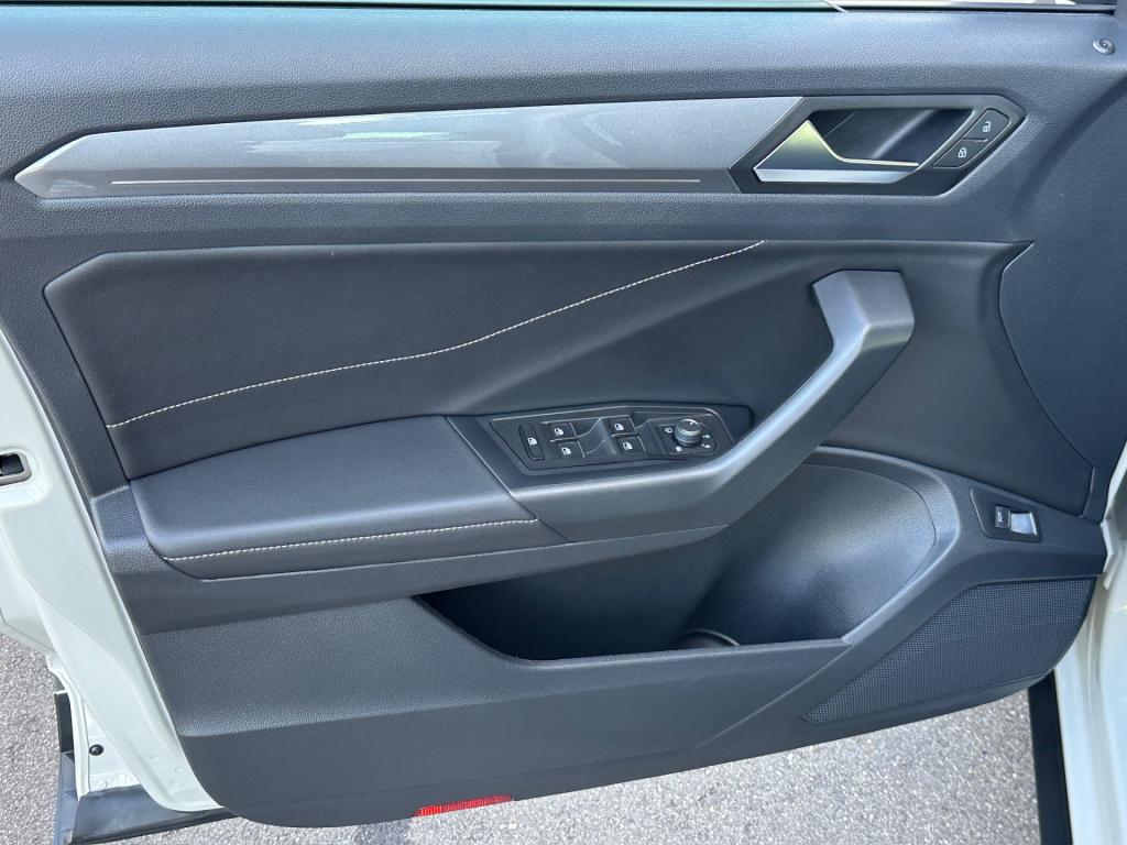 Volkswagen T-roc 1.5 tsi 150pk dsg style carplay | camera | keyless | elek.