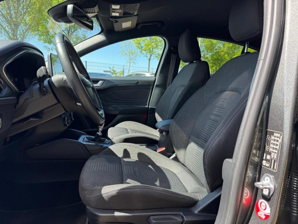 Ford Focus 1.0 ebh act. xbns