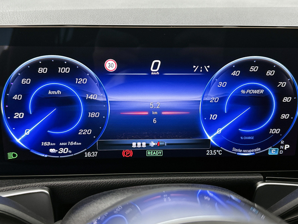 Mercedes-Benz Eqb 250+ business solution 71 kwh | parkeerpakket met achteru