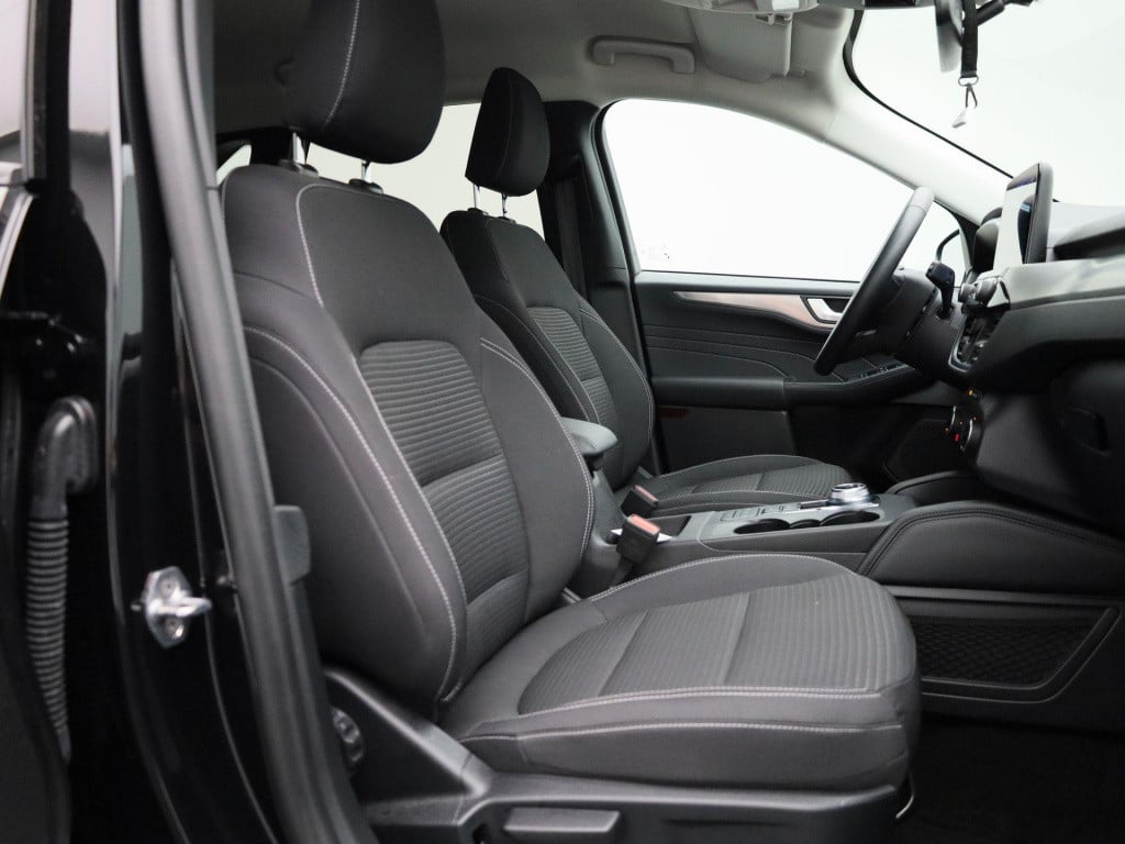 Ford Kuga 2.5 phev titanium | automaat | apple carplay / android auto | sto