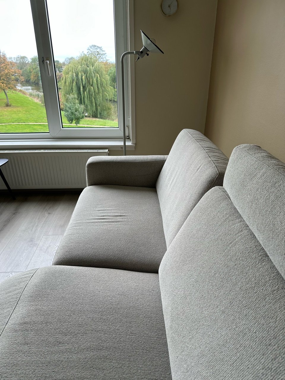 3-zits relax bank- grijs/beige- elektrische bediening 1 kant