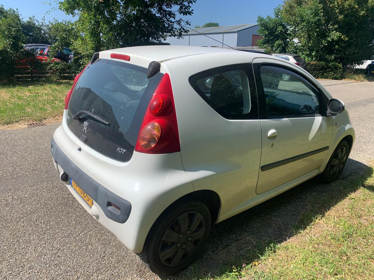Peugeot 107 1.0