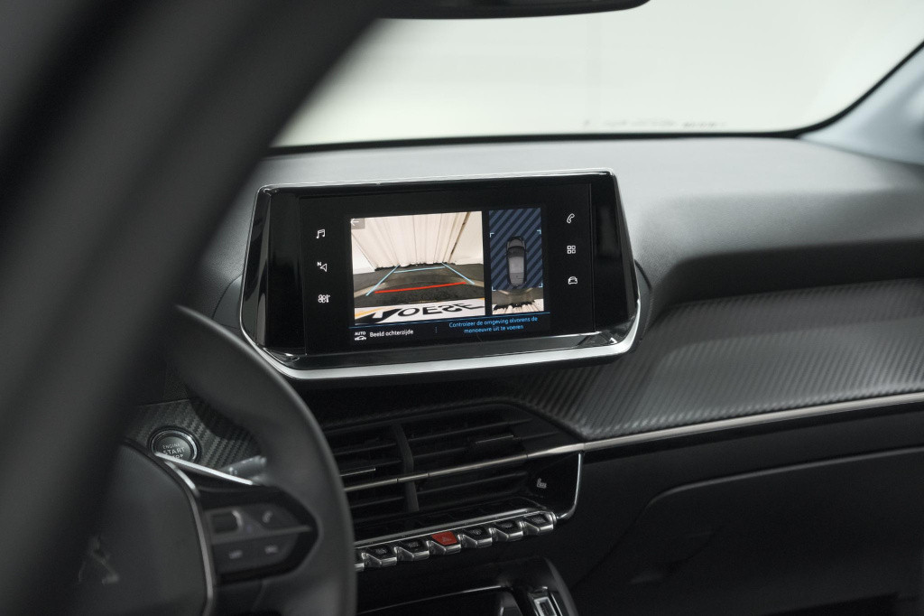 Peugeot 208 puretech 100 allure pack | camera | apple carplay | stoelverwar