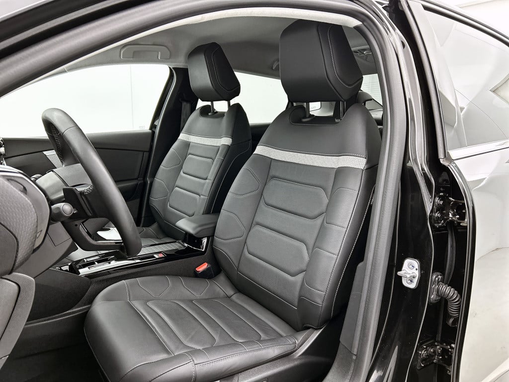 Citroen C4 X 130 pk automaat shine | rijklaar | lederen bekleding | stoelve