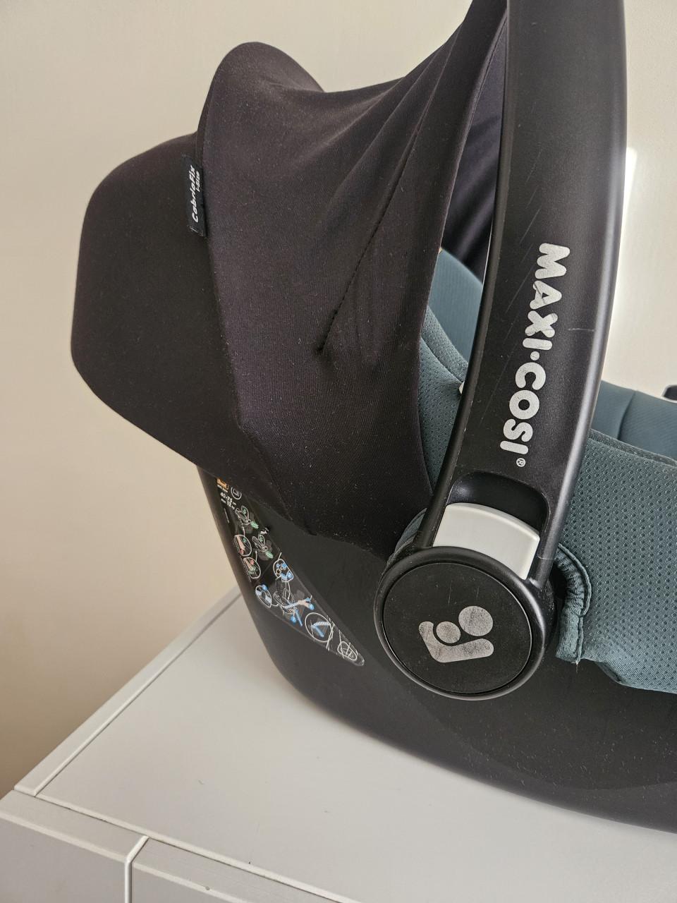 Maxi cosi cabriofix  i-size