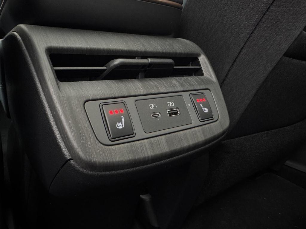 Nissan Ariya e-4orce evolve 91 kwh full options! | panoramadak | nappa lede