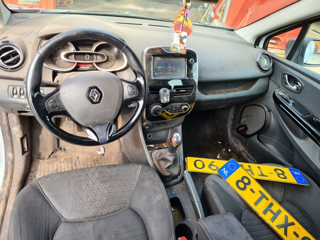 Renault Clio estate 1.5 dci dynamique