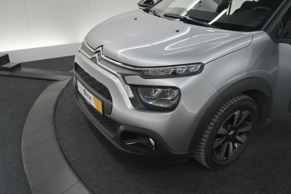 Citroen C3 puretech 110 eat6 max | camera | parkeersensoren | navigatie | a