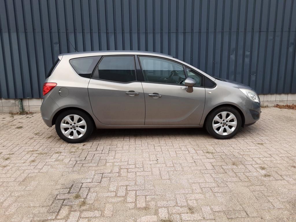 Opel Meriva 1.4 turbo cosmo