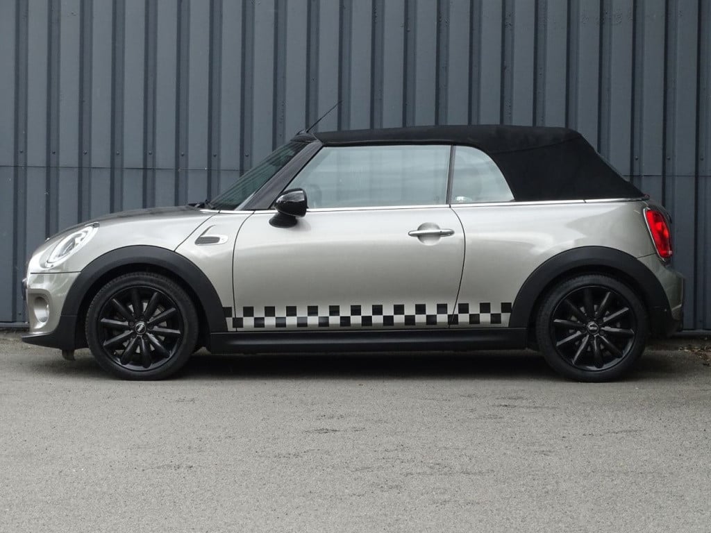 Mini Cooper Cabrio mini 1.5 chili serious business | cabriolet | led | lede
