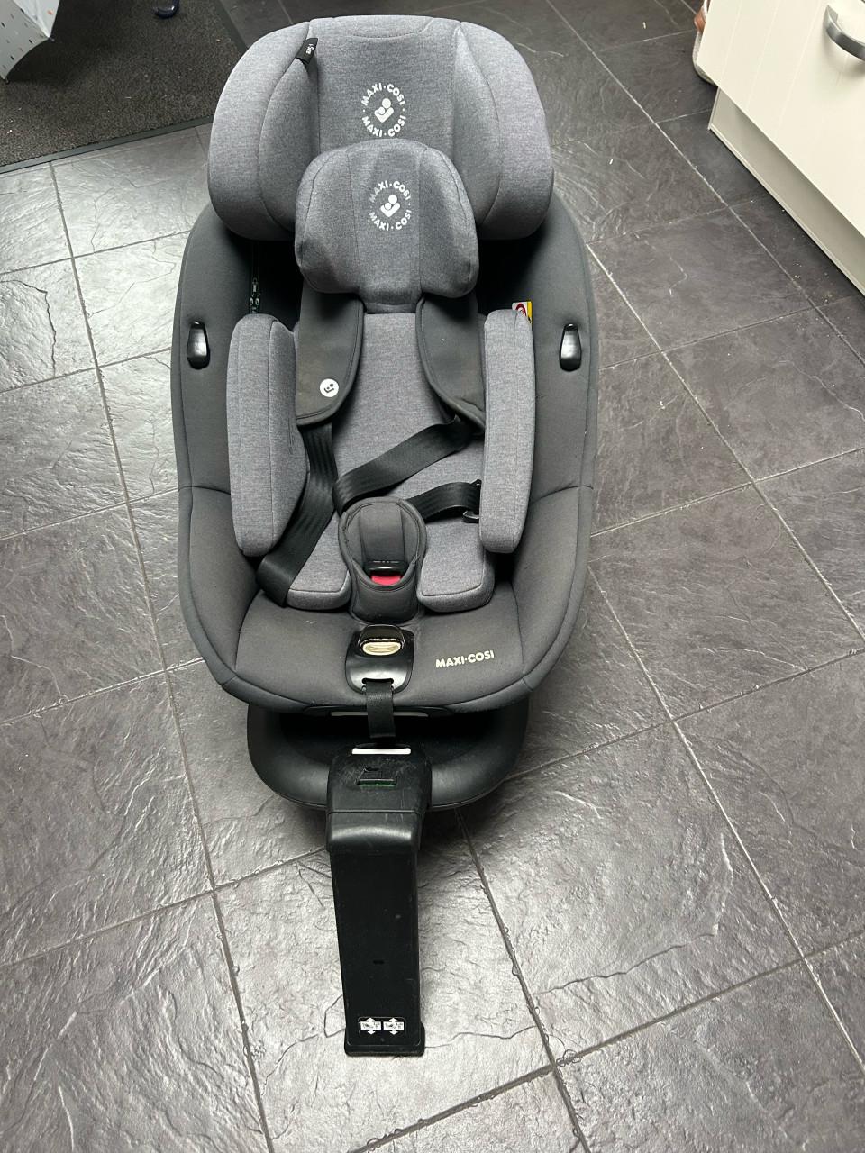 Maxi cosi i-size autostoel 360 graden (0-4 jaar)