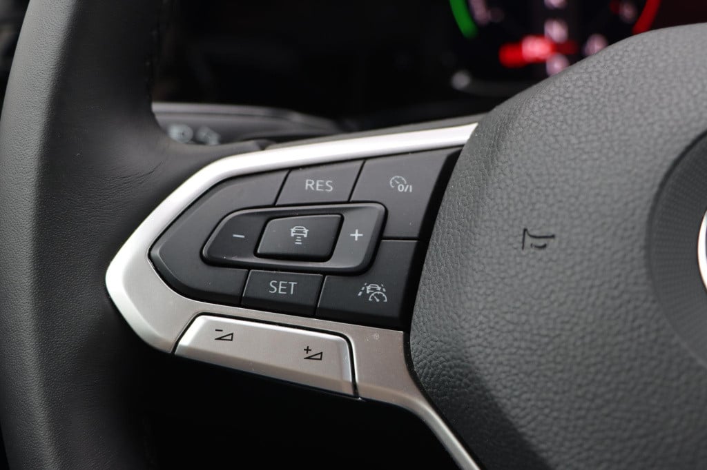 Volkswagen Golf 1.4 ehybrid style 204pk dsg6