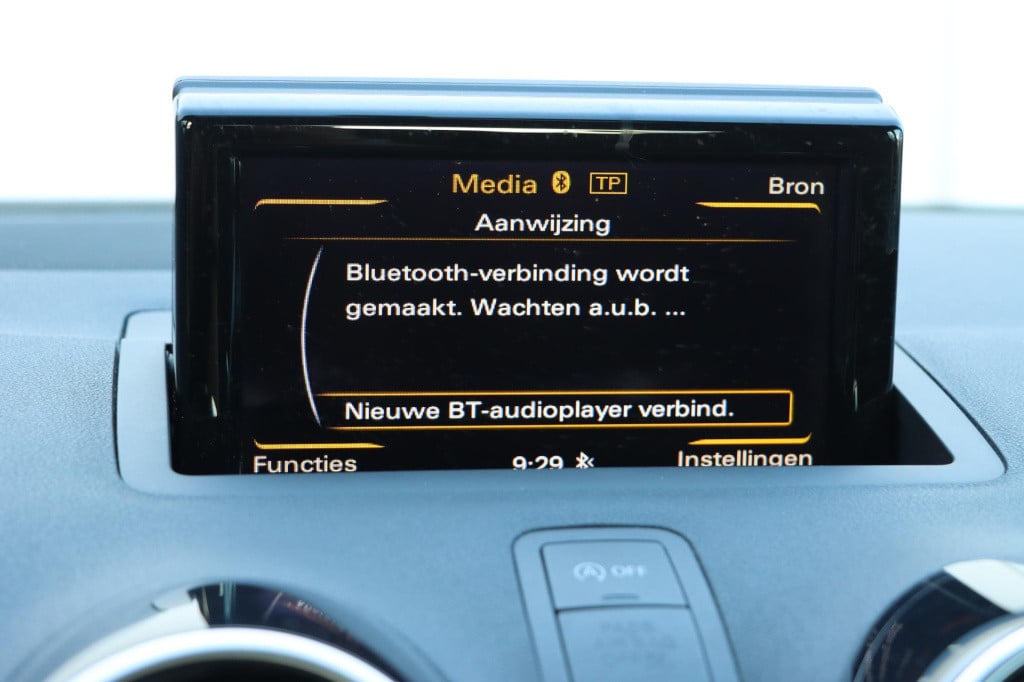 Audi A1 Sportback 1.0 tfsi adrenalin