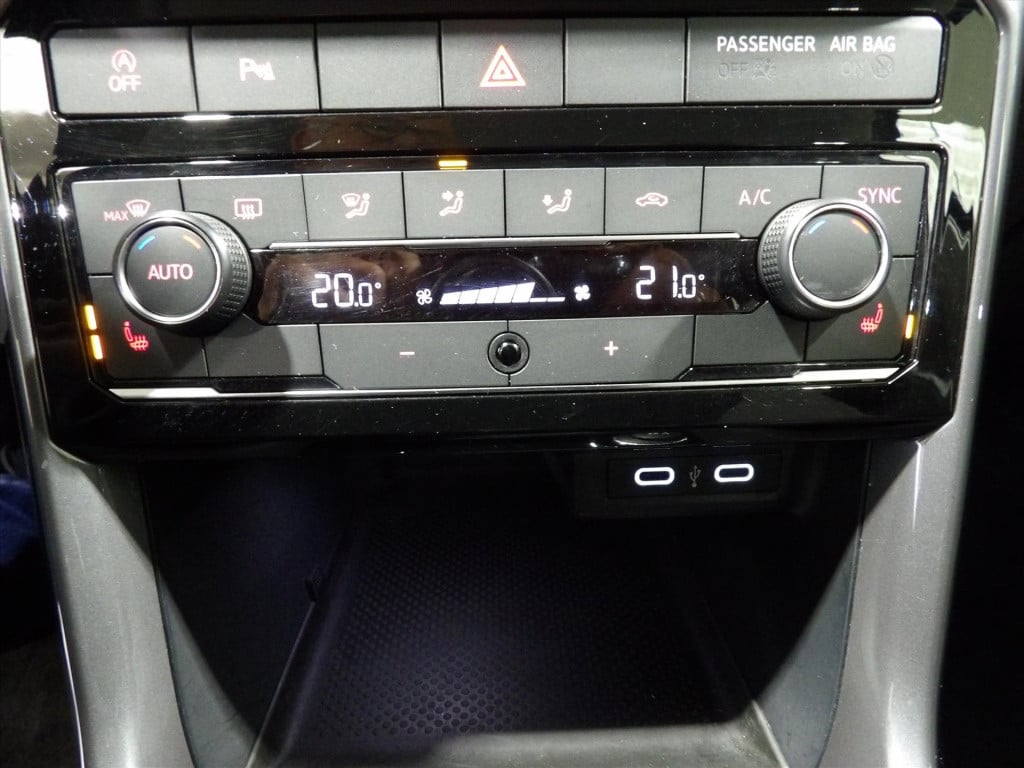 Volkswagen T-cross 1.0 tsi 110pk 7-dsg t-cross style