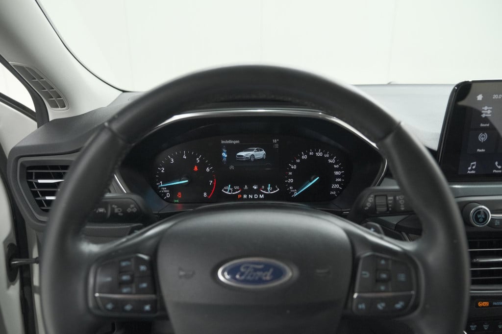 Ford Focus 1.5 ecoboost active business | lage kilometerstand | navigatie |