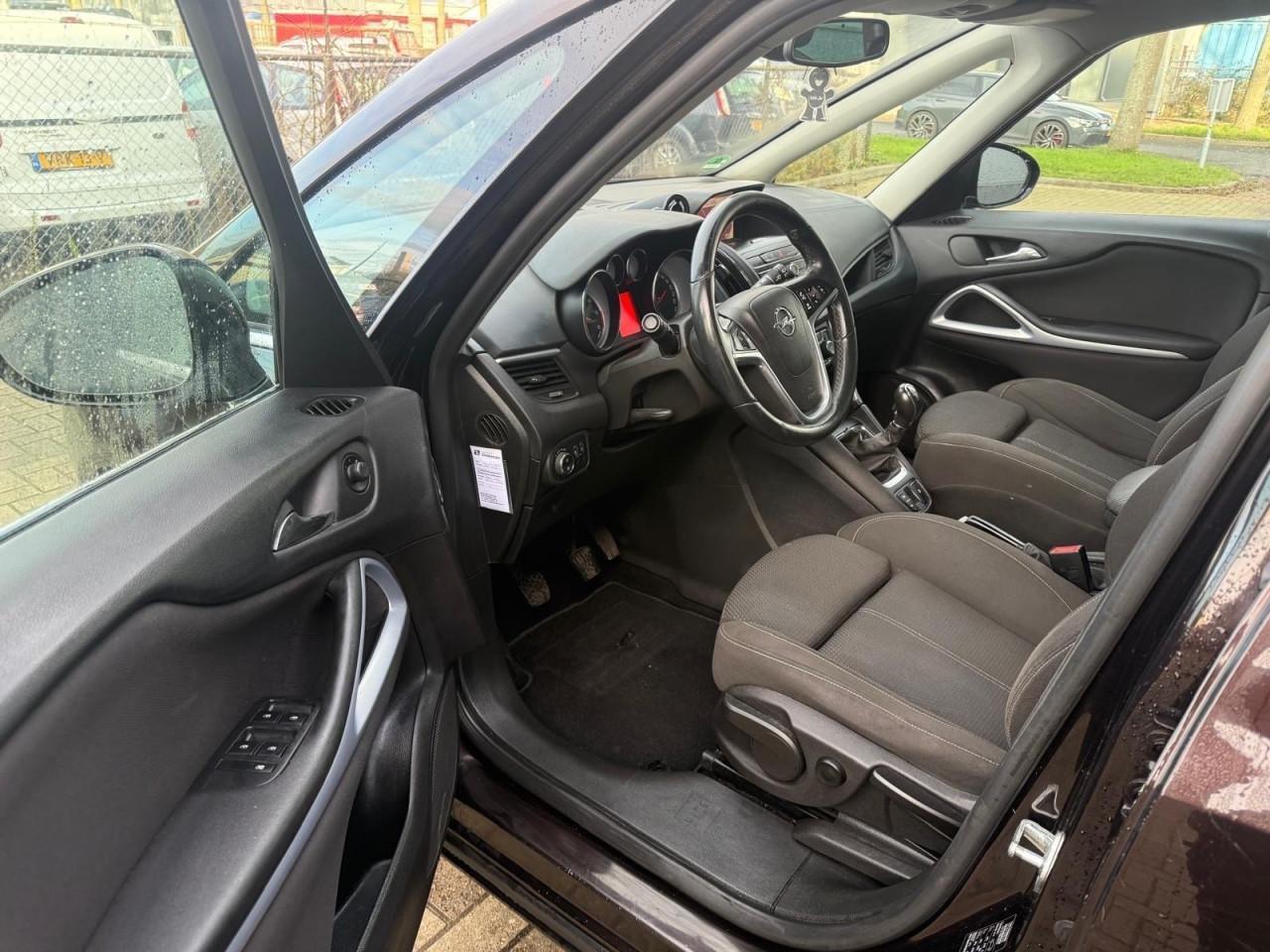 Opel Zafira Tourer 1.6CDTI Cosmo 7zitter