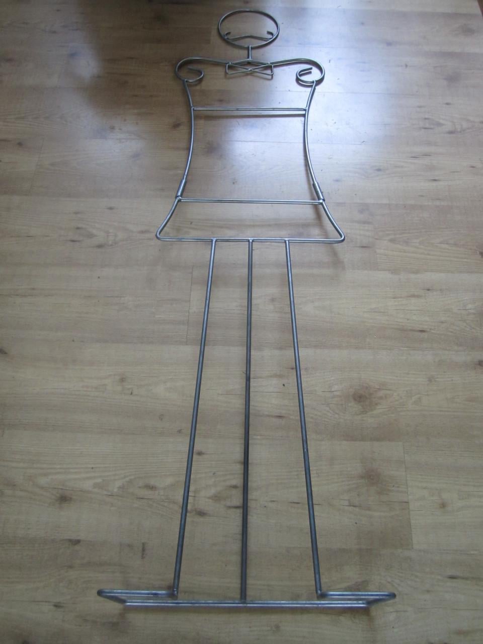 Paspop Metaal H=163 cm B=43 cm