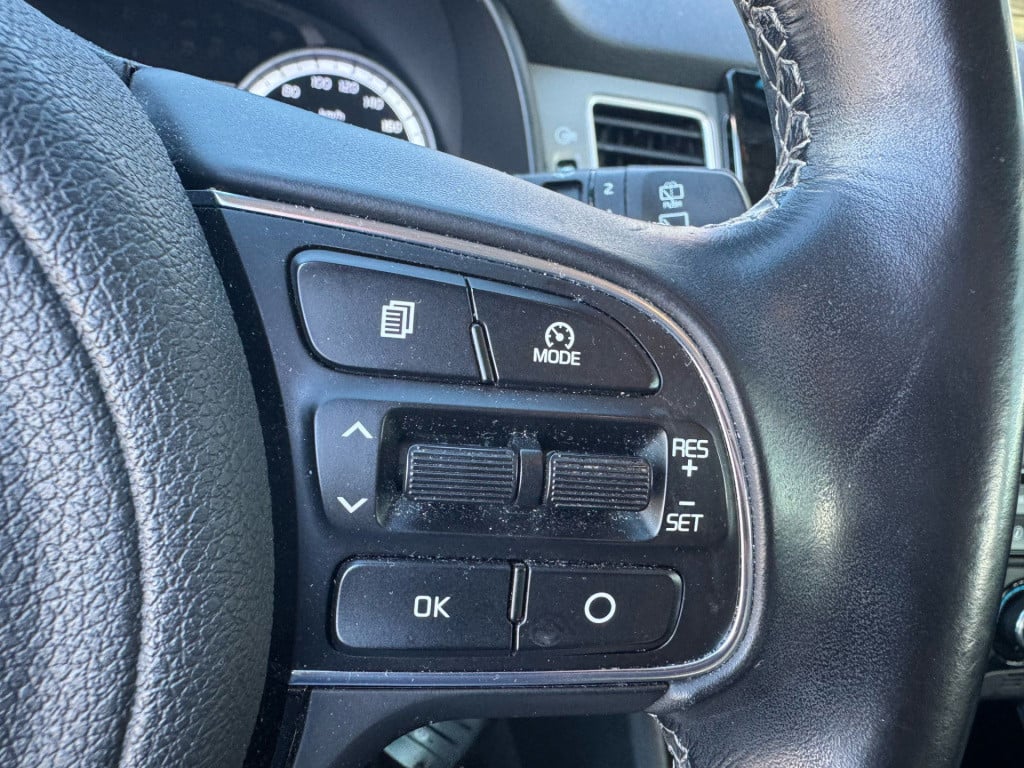 Kia Niro 1.6 gdi hybrid first edition