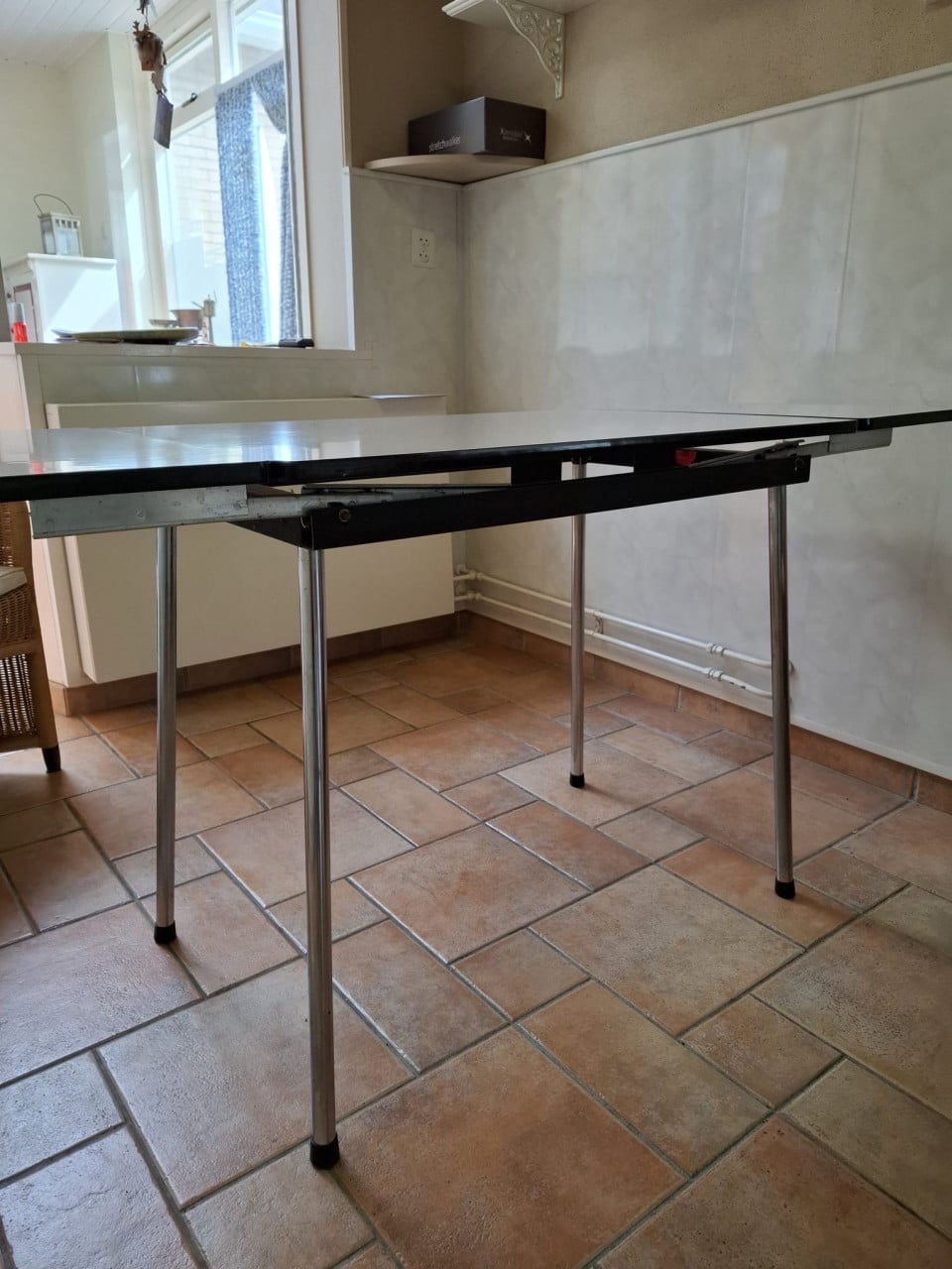 Uitschuifbare keuken/ camping tafel