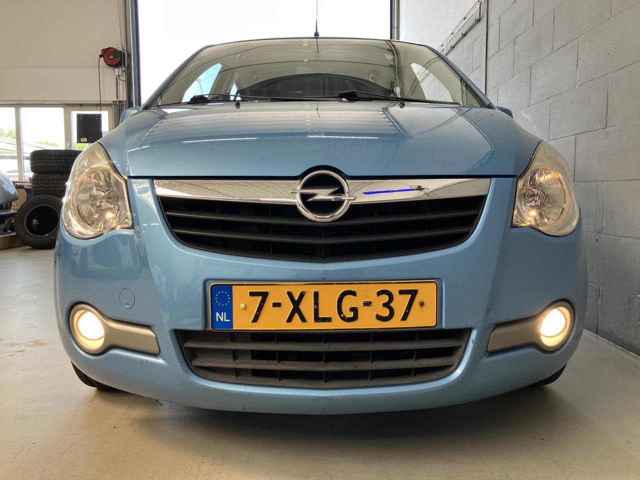 Opel Agila