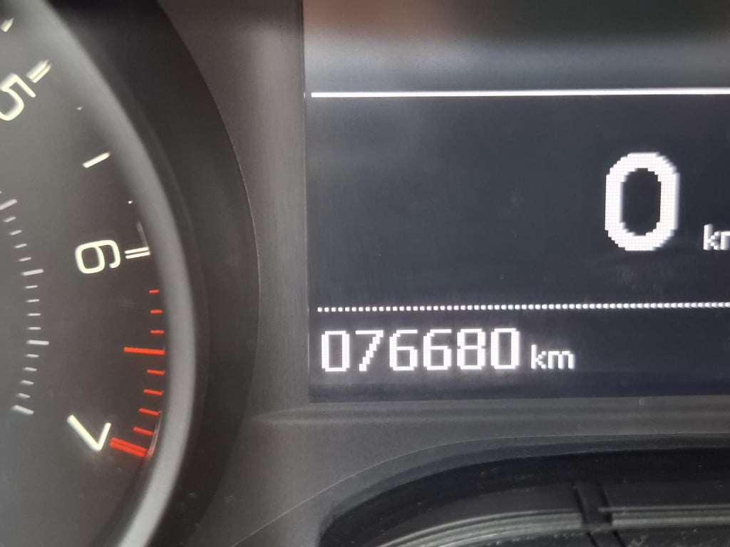 Peugeot 208 1.2 allure nav/clim/lmv/park