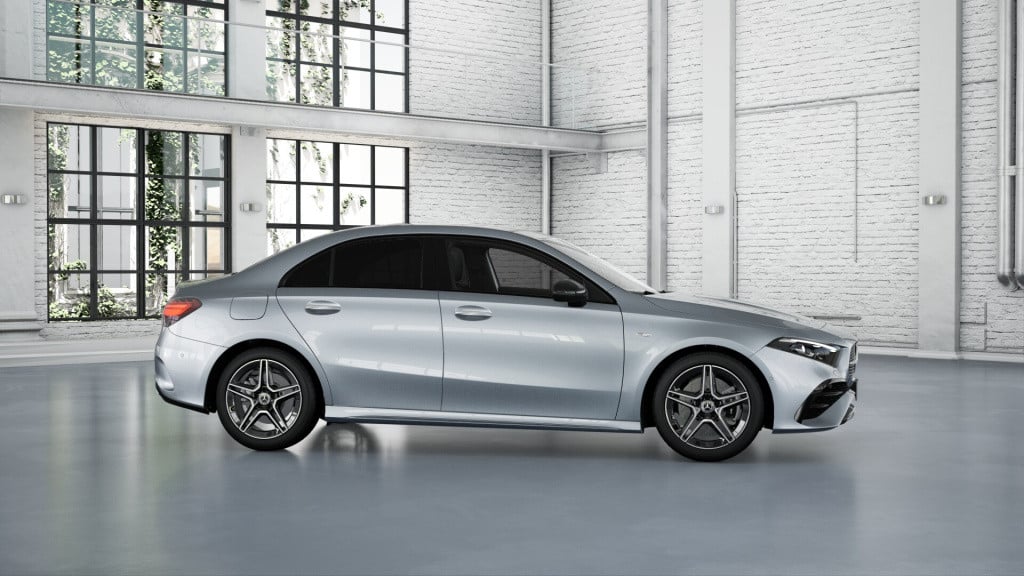 Mercedes-Benz A-Klasse 250 e business solution amg | trekhaak | nightpakket