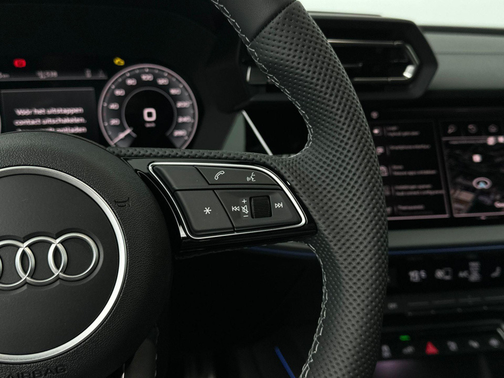 Audi A3 sportback s edition competition 45 tfsi e 180 kw / 245 pk sp