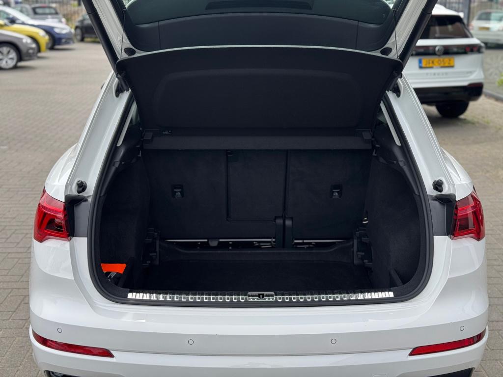 Audi Q3 35 tfsi advanced * matrix led * keyless * stoelverwarming * virtual