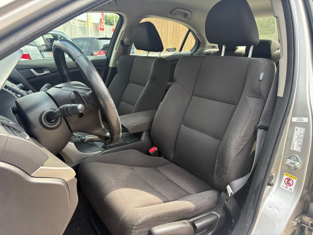 Honda Accord 2.0i elegance