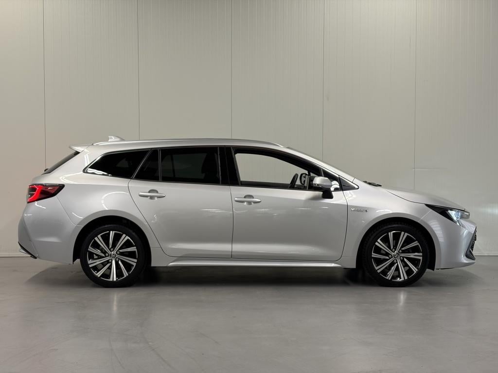Toyota Corolla Touring Sports 1.8 hybrid dynamic