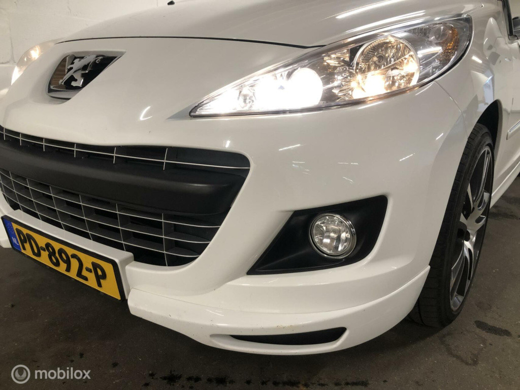 Peugeot 207 cc 1.6 vti griffe