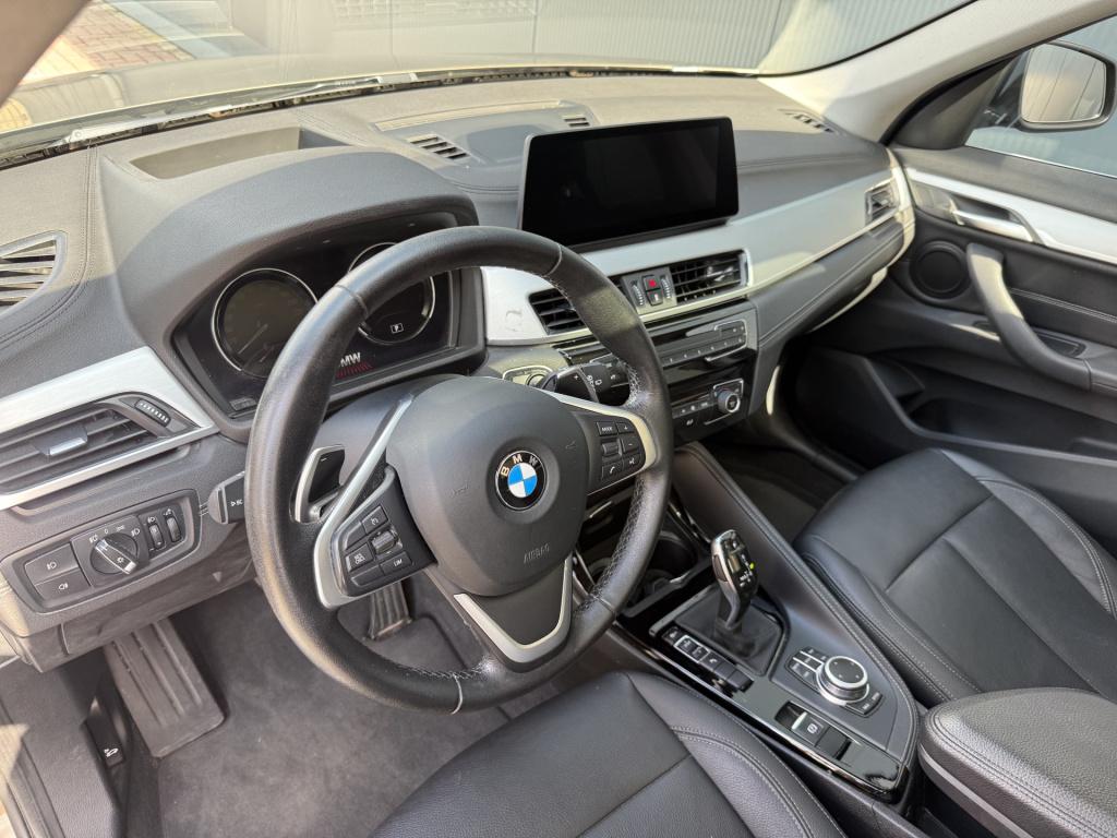 BMW X1 sdrive20i automaat high executive