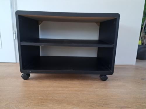 Zwart TV-kastje