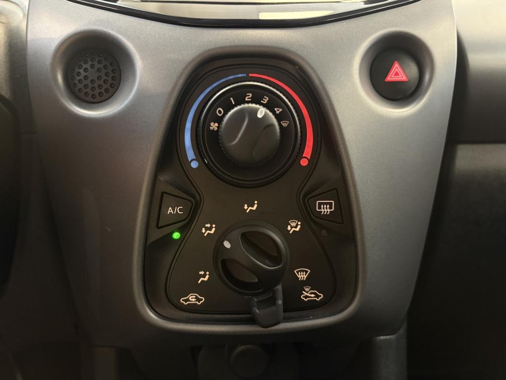 Toyota Aygo 1.0 vvt-i x-clusiv