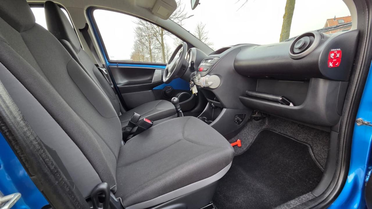 Toyota Aygo uit 2012  | 118.542KM + NAP | 5-Deurs | APK 03-2027 | IZGST.