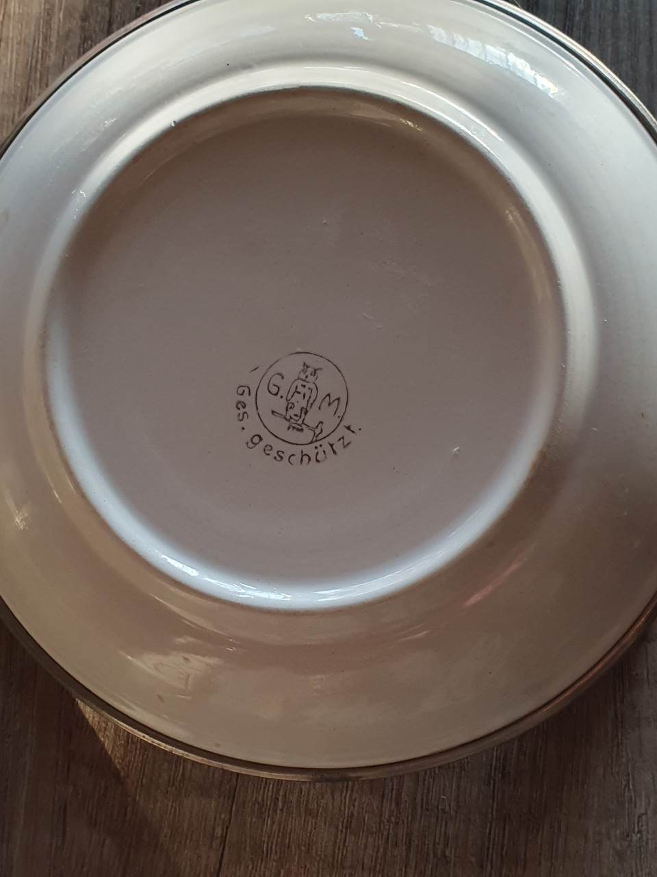 Mooie kleine antieke art deco schaal(gemerkt) in goede staat...