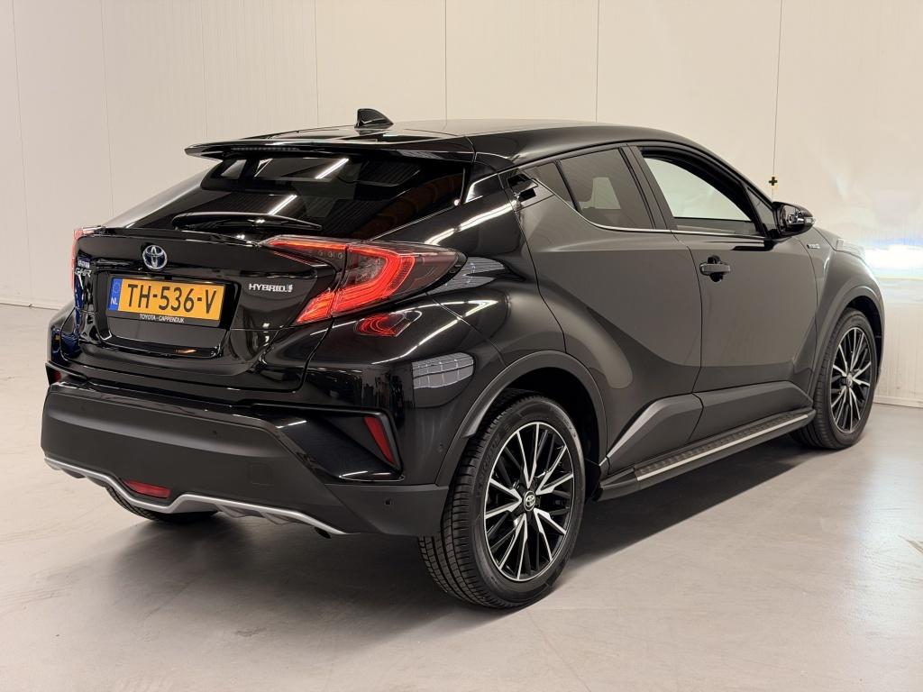Toyota C-hr 1.8 hybrid executive
