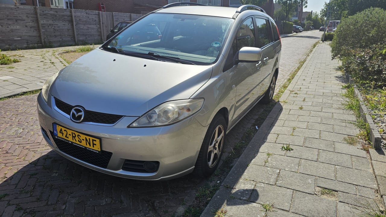 Mazda 5, 7-persoons, 1.8 benzine, APK tot 04/2026