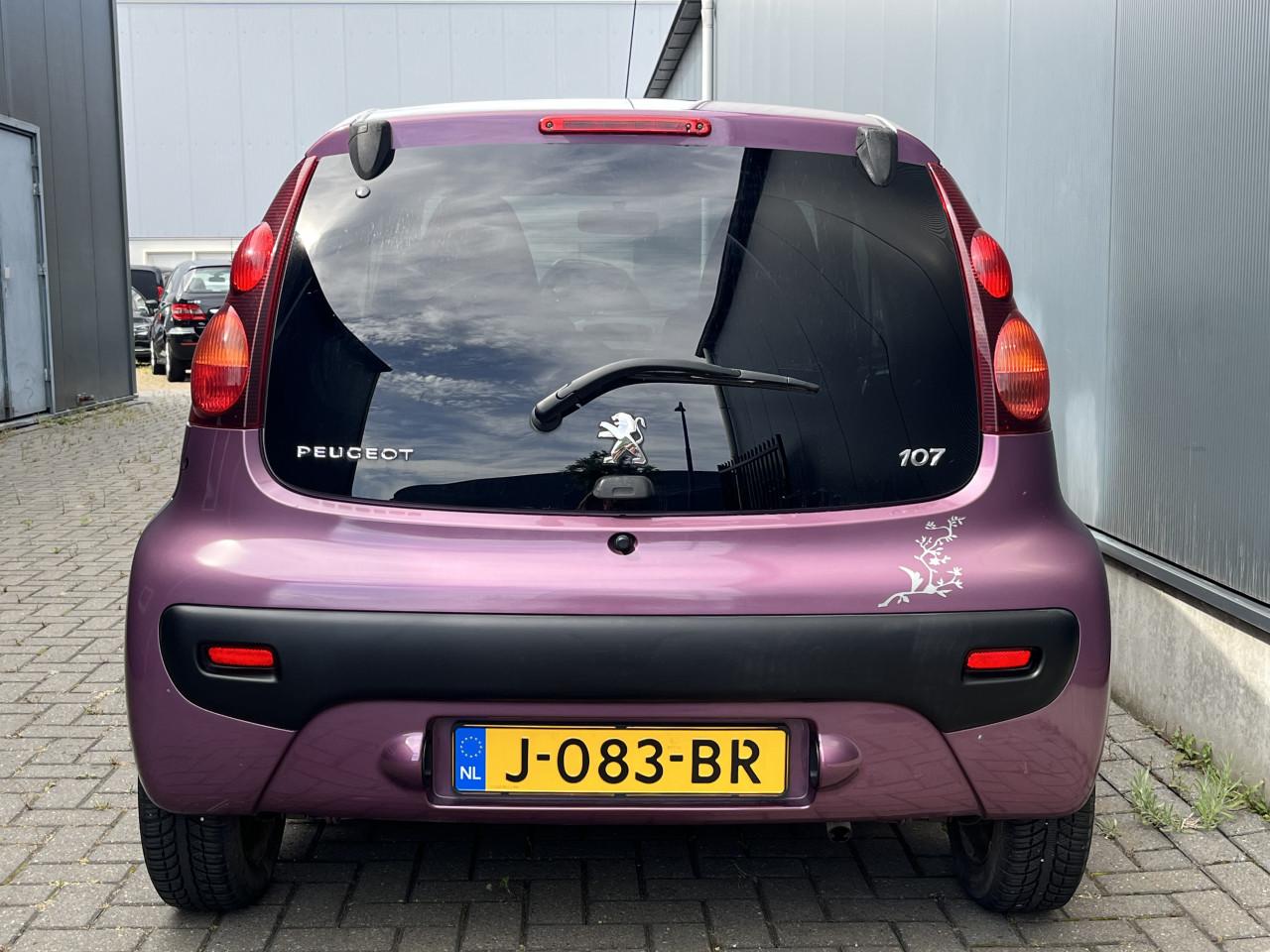 Peugeot 107 1.0 Urban Light Accent 68.250KM!!!