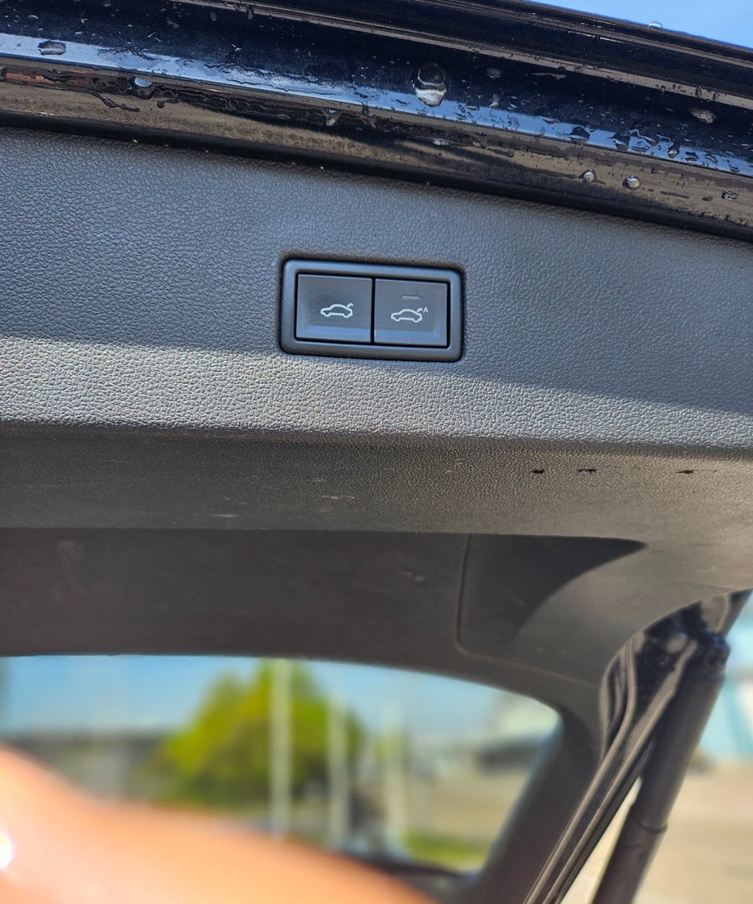 Volkswagen Tiguan 1.4 2018  zwart metallic  met alle opties